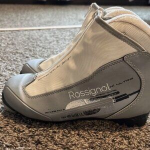 Rossignol X1 Ultra Cross Country Ski Boots Women's Size 38 Touring NNN